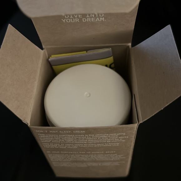 Super berry hydrate plus glow dream mask - Picture 6 of 6